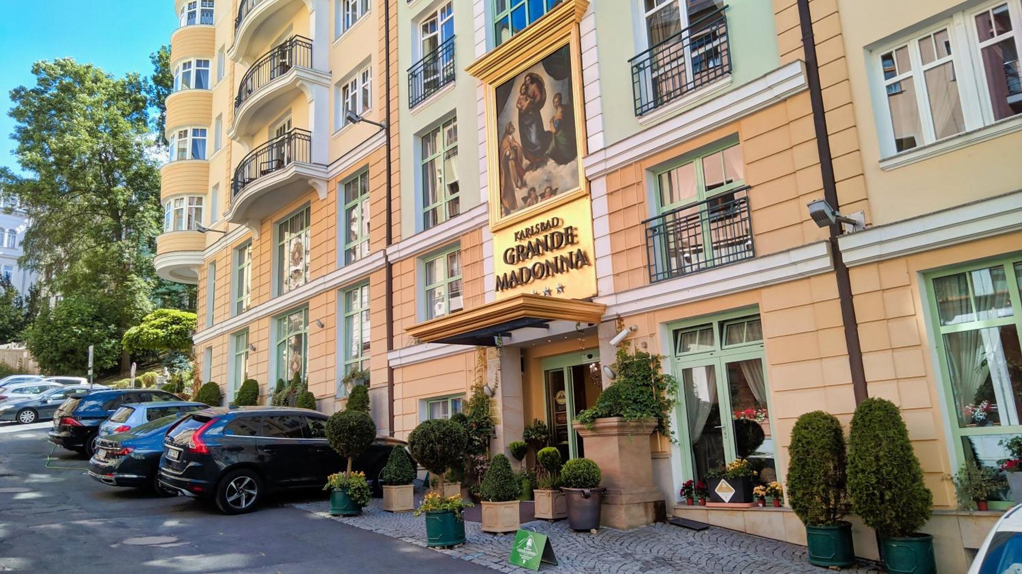 Karlsbad Grande Madonna Karlovy Vary Exterior foto